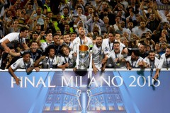 2023金球奖：登贝莱荣耀登顶，姆巴佩致敬双星闪耀足球世界