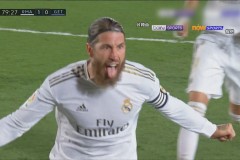 西甲巴塞罗那逆转取胜 拉菲尼亚绝杀制胜